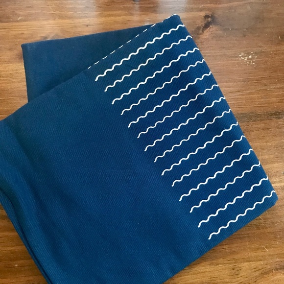 Territory Table Runner - Picture 4 of 7